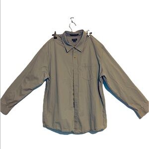 Eddie Bauer 100 percent cotton button shirt men’s size L